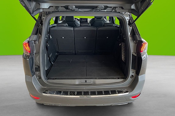 Peugeot 5008 16 of 19