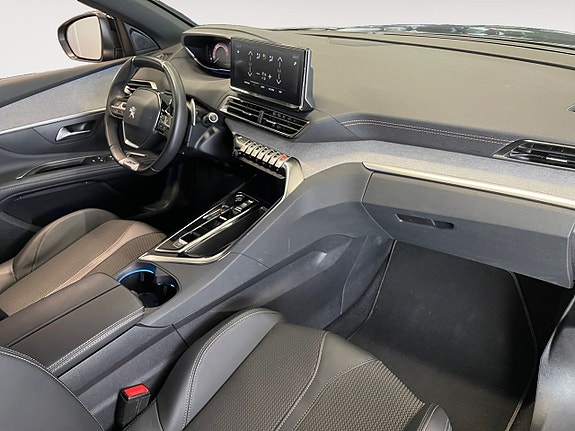 Peugeot 5008 15 of 19