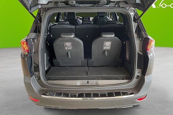 Peugeot 5008 17 of 19
