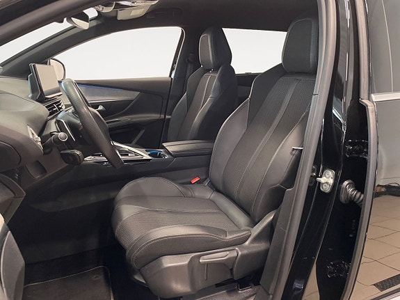 Peugeot 5008 9 of 19