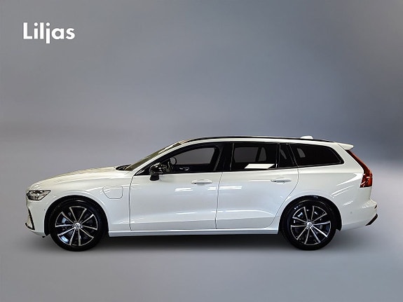 Volvo V60 3 of 15