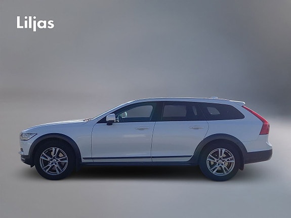 Volvo V90 Cross Country 4 of 4
