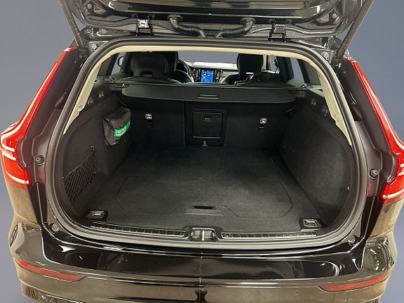 Volvo V60 9 of 16