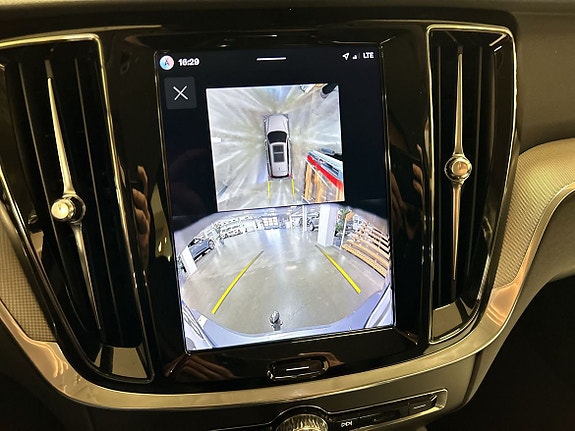 Volvo V60 12 of 14