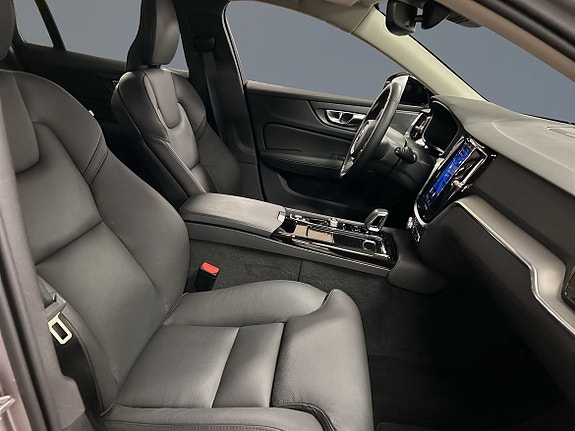 Volvo V60 7 of 14