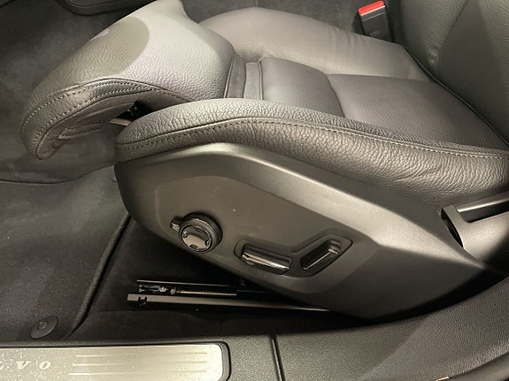 Volvo V60 14 of 17