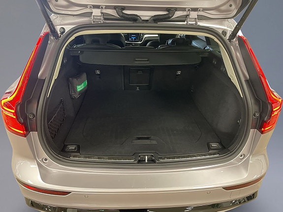 Volvo V60 9 of 17