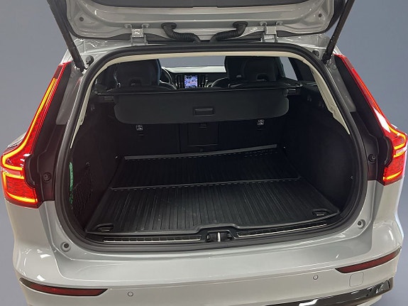 Volvo V60 9 of 13