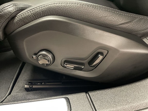 Volvo V60 14 of 18