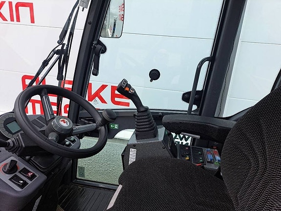 Wacker Neuson WL 52 , Vikplog / Sandspridare 5 of 5