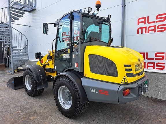 Wacker Neuson WL 52 , Vikplog / Sandspridare 3 of 5