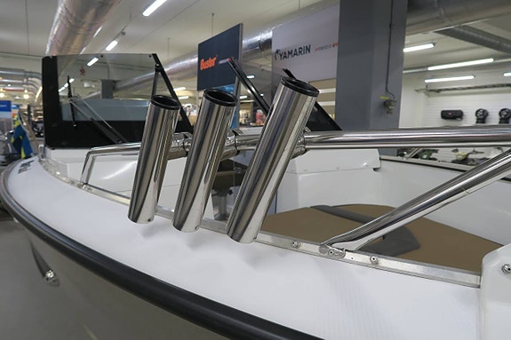 Silver Hawk med Mercury F100 och Fogelsta 30-trailer 9 of 12