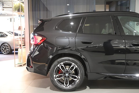 BMW X1 4 of 13
