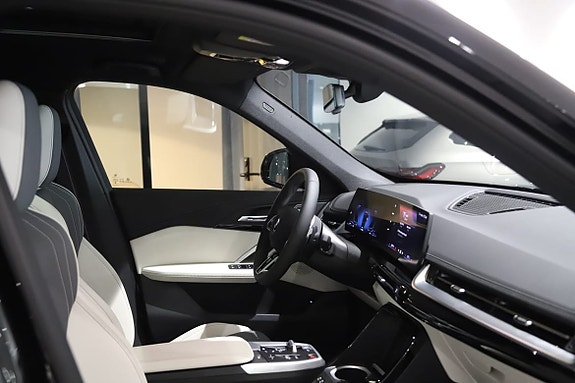 BMW X1 3 of 13