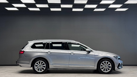 Volkswagen Passat 4 of 20