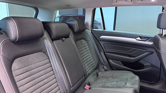 Volkswagen Passat 10 of 20