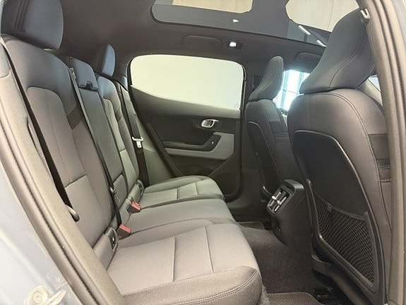 Polestar 2 10 of 12
