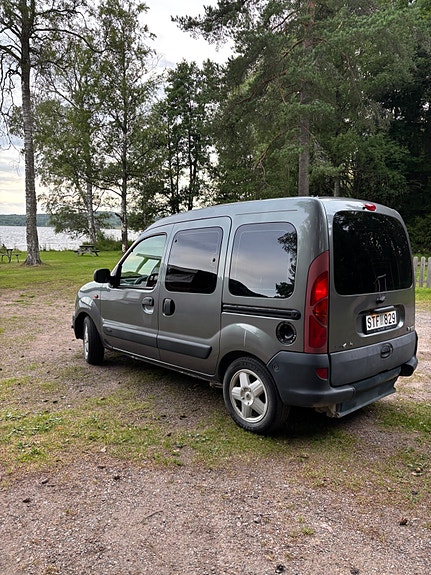 Renault Kangoo Express 3 of 8