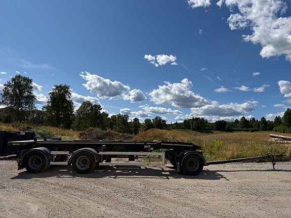 Lastväxlarsläp 3 - axlat med tipp Feber Hakarpsvagnen 5 of 5