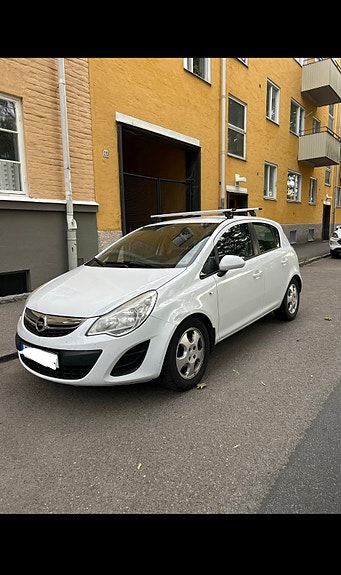 Opel Corsa 2 of 5