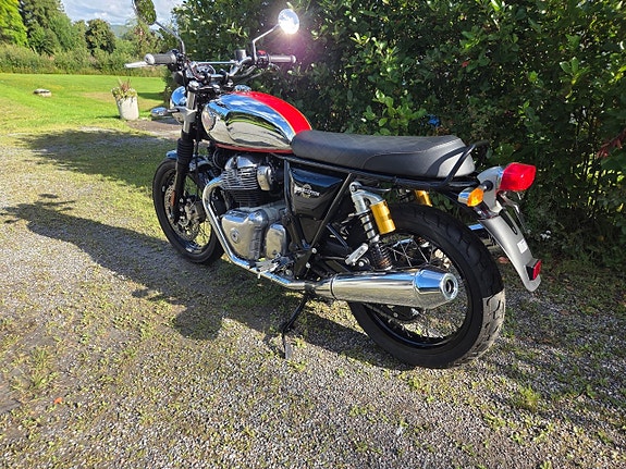 Royal Enfield Interceptor 650 Mark Two 12 of 19
