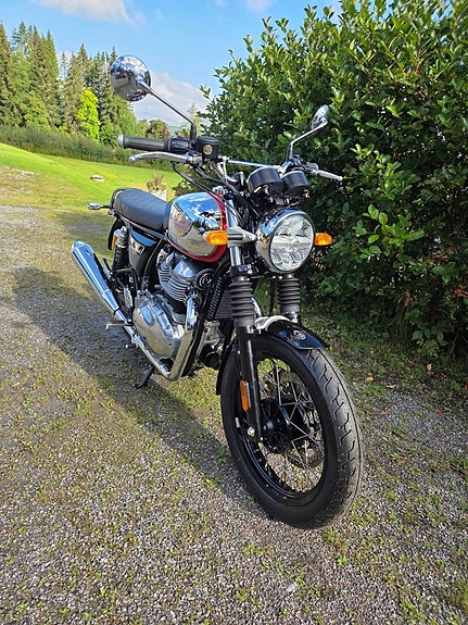 Royal Enfield Interceptor 650 Mark Two 8 of 19