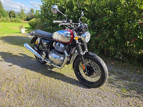 Royal Enfield Interceptor 650 Mark Two 2 of 19