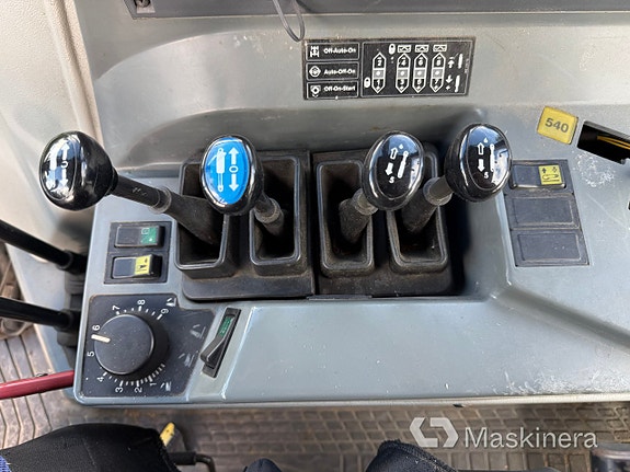 Valtra Valmet 6350 25 of 27
