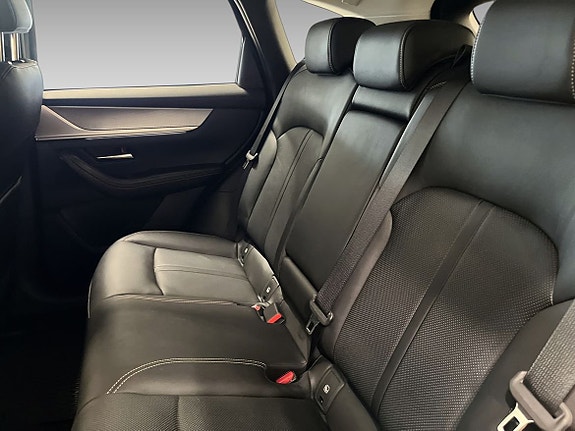 Mazda CX-60 11 of 19