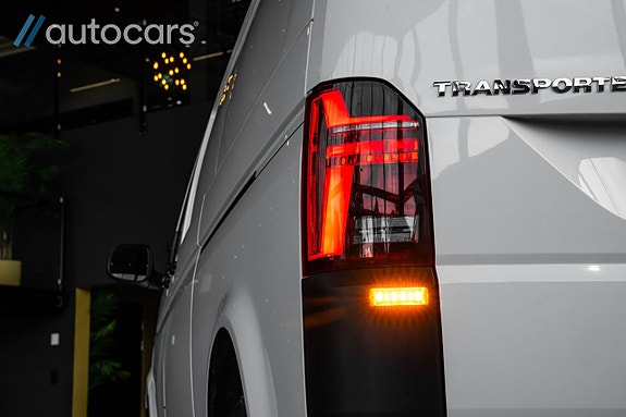Volkswagen Transporter 12 of 30