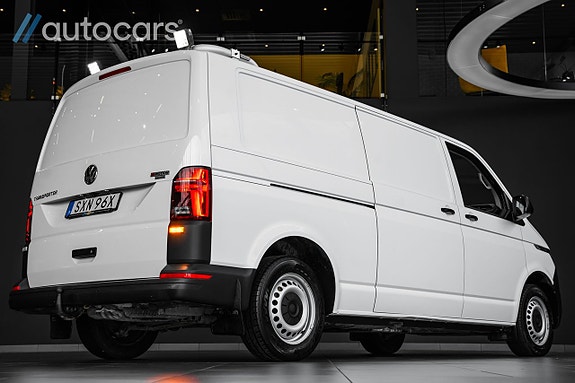 Volkswagen Transporter 4 of 30