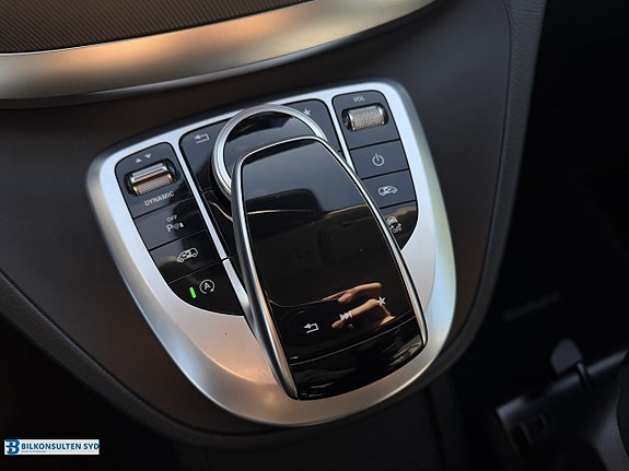 Mercedes-Benz V-Klass 13 of 20