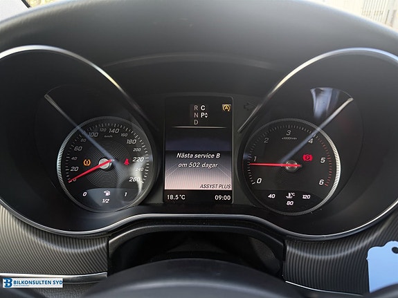 Mercedes-Benz V-Klass 16 of 20