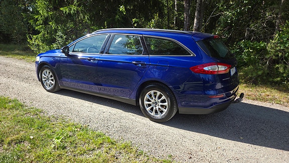 Ford Mondeo 3 of 11