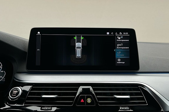 BMW 530e 25 of 28