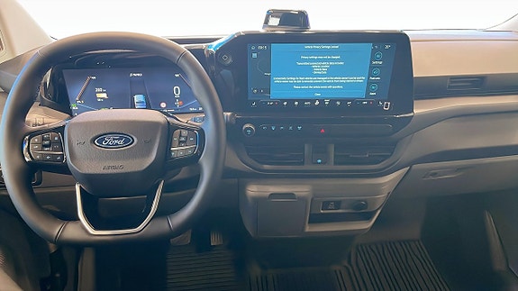 Ford E-Custom 4 of 11