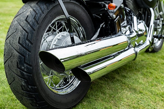 Suzuki VL800 Bobber 4 of 13