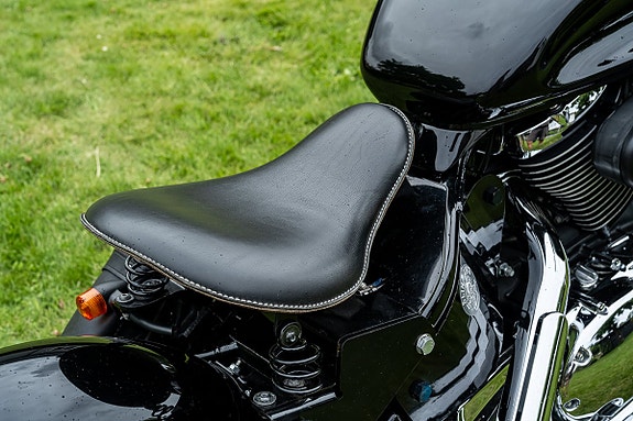 Suzuki VL800 Bobber 10 of 13