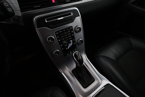 Volvo V70 22 of 25