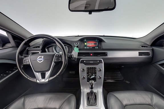 Volvo V70 13 of 25