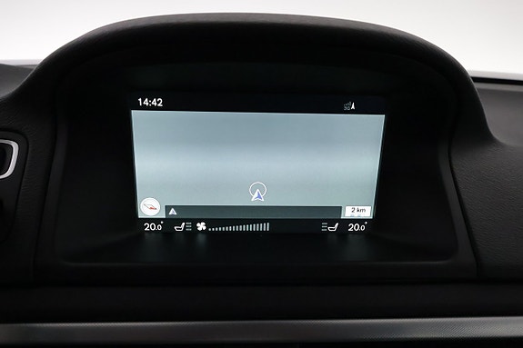 Volvo V70 18 of 25