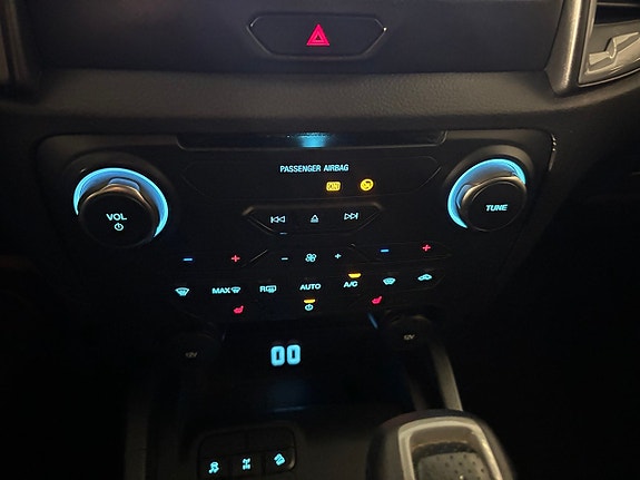 Ford Ranger Raptor 18 of 21