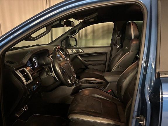 Ford Ranger Raptor 12 of 21