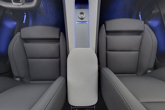 Polestar 4 14 of 30