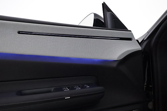 Polestar 4 27 of 30