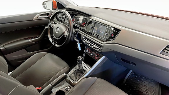 Volkswagen Polo 11 of 13