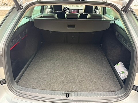 Skoda Octavia 11 of 15