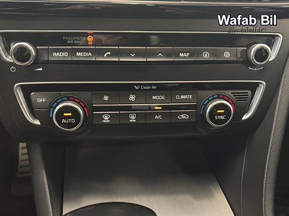 Kia Optima 13 of 20