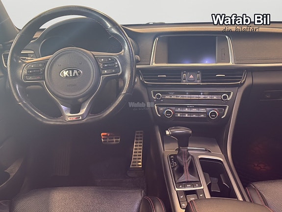Kia Optima 7 of 20