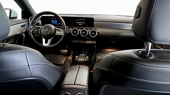 Mercedes-Benz CLA250 e 4 of 23